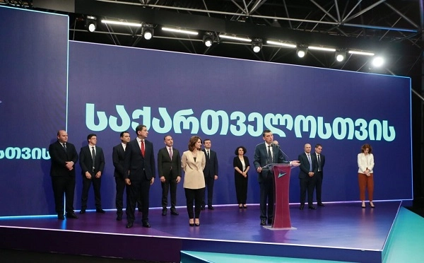 პარტია "საქართველოსთვის" ხაშურის ორგანიზაციის წევრებმა დატოვეს