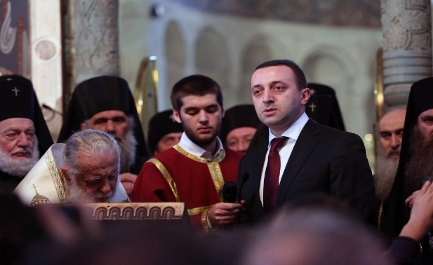 დიდი გამოწვევების წინაშე დგას მსოფლიო, მადლობა უფალს, ჩვენი ეკლესიის ლოცვა-დიდებით ჩვენ გავდივართ მშვიდად ამ განსაცდელს - ღარიბაშვილი
