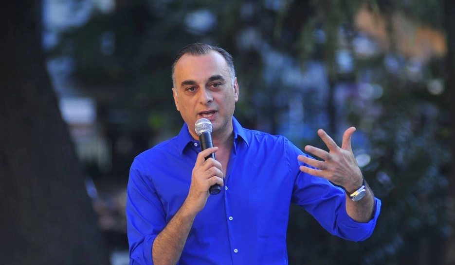  ჩვენი მიზანია, ივანიშვილს ჩამოვართვათ ავტოფარეხი, რომელიც საკრებულომ დაუკანონა - უდუმაშვილი