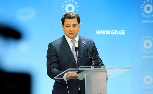 ხელმოწერაზე პრინციპული მზადყოფნა გვაქვს იმ მოცემულობით, რომ ჩვენი პარტნიორები კიდევ ერთხელ მკაფიოდ დააფიქსირებენ, საპარლამენტო არჩევნები დემოკრატიული პრინციპებით ჩატარდა - თალაკვაძე