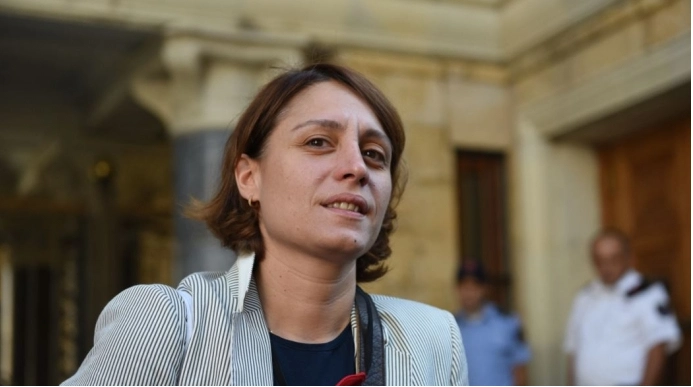 ელენე ხოშტარია "ევროპულ საქართველოს" ტოვებს