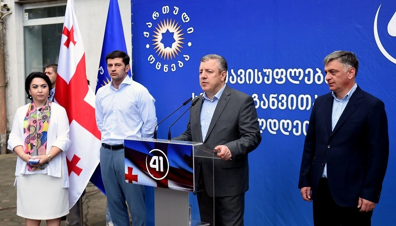 „ქართული ოცნებამ“ ფოთელებს მაჟორიტარი დეპუტატობის კანდიდატი წარუდგინა