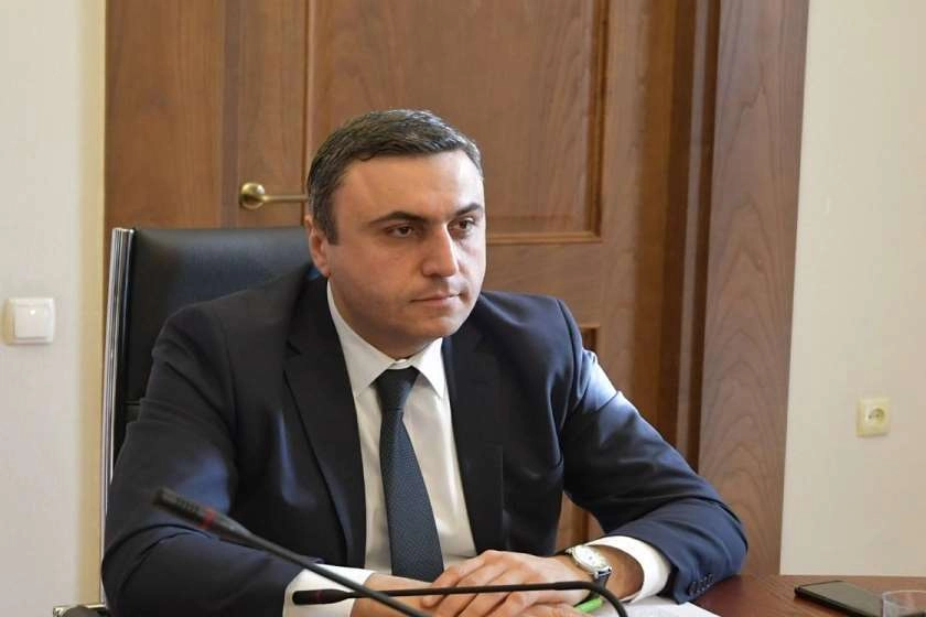 ეს არის პირდაპირი აღიარება ყოფილი დამნაშავე პრეზიდენტის, რომ მან დანაშაულები ჩაიდინა - დავით მათიკაშვილი