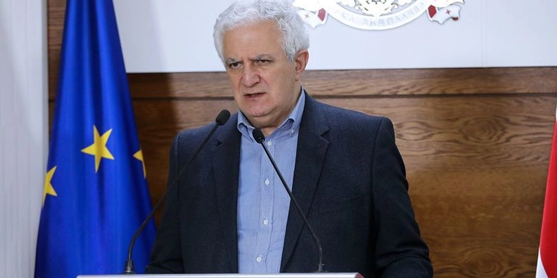 „კოვიდის“ შესაძლო შემთხვევად მიიჩნიეთ ყველა, ვისაც ექნება ტემპერატურა 37 და მეტი - ამირან გამყრელიძე