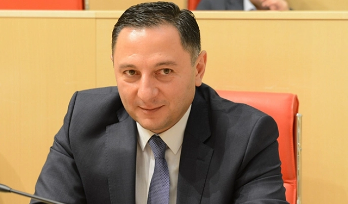 ვახტანგ გომელაური ოფიციალური ვიზიტით საფრანგეთში გაემზავრა  