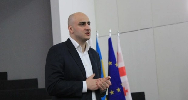 „სამწუხაროა, რომ ქართულმა ოცნებამ ამდენი არაკვალიფიკაციური კანდიდატი წარადგინა" - ნიკა მელია