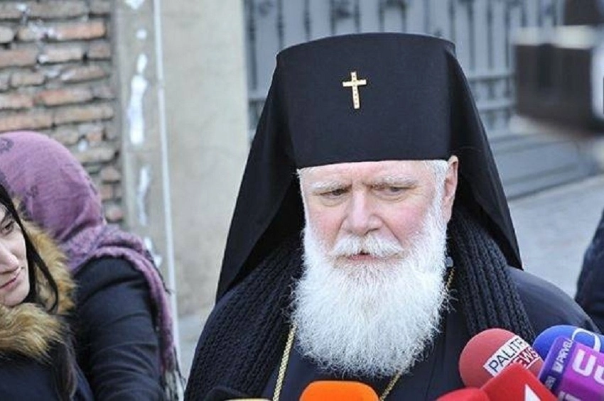 მეუფე ანტონს იმედი აქვს, რომ პრეზიდენტი შეიწყალებს დეკანოზ გიორგი მამალაძეს 