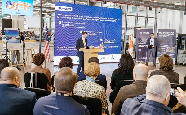 „თეგეტა აკადემია“ USAID-ის მხარდაჭერით დასავლეთ საქართველოში მასშტაბურ პროექტს იწყებს