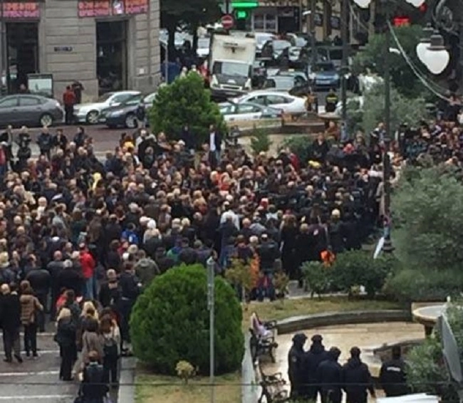 საკრებულოსთან აქციაზე ბესო გაზდელიანი და კოტე იოსელიანი დააკავეს