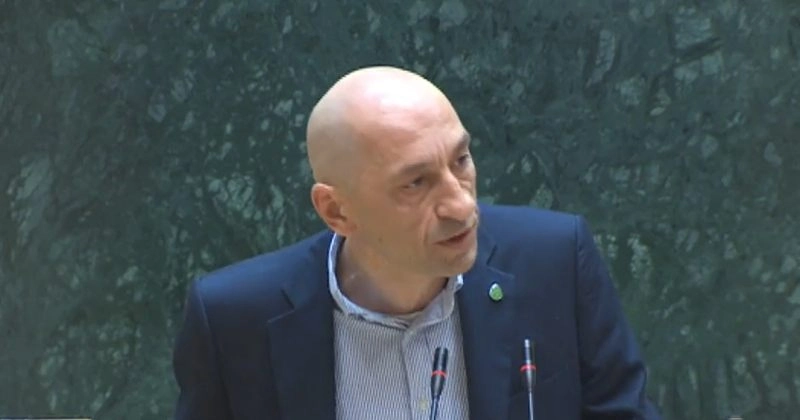 დეოლიგარქიზაციის შესახებ კანონის მიღება ჩვენნაირ ქვეყანაში, რომელშიც არ გვაქვს სახელმწიფო ინსტიტუტები, დამაზიანებელი იქნება  - ვახტანგ მეგრელიშვილი