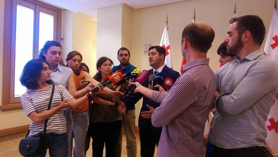 გიორგი პაპუაშვილი მოსამართლეების ვინაობას, რომლებზეც ზეწოლა განხორციელდა,  არ ამხელს