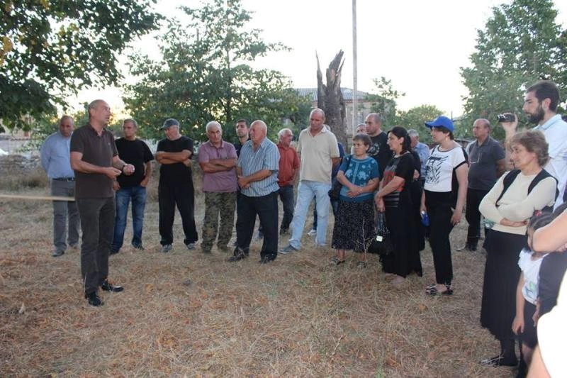 ირაკლი სესიაშვილი კურდღელაურის ამომრჩეველს შეხვდა
