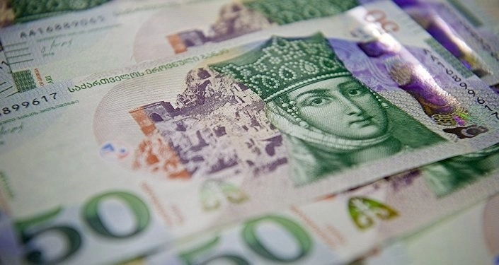 ლარი ისევ უფასურდება