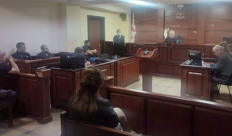 ვაზისუბანში მშობლების მკვლელობაში ბრალდებულს სასამართლომ უვადო პატიმრობა მიუსაჯა