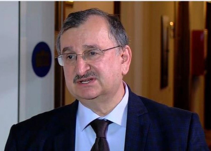 უმრავლესობის წევრებს ბოლომდე ეგონათ, რომ ბიძინა ივანიშვილი შეცვლიდა სალომე ზურაბიშვილის კანდიდატურას - რომან გოცირიძე