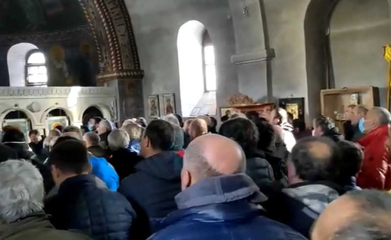 სვანეთში ადგილობრივებმა ხატზე დაიფიცეს, რომ მაინერებს გამორთავენ