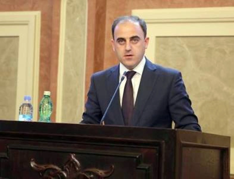 დავით ნარმანია საკრებულოში - მოვედი, რომ დავასრულო ის შოუ, რომელსაც „ნაციონალური მოძრაობა“ დგამს