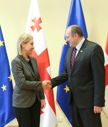 საქართველოს პრეზიდენტი ფედერიკა მოგერინის შეხვდა