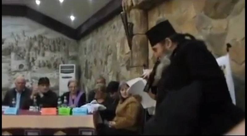"ბოზი ქალის გაკეთებული საქმე არ მინახავს..." - სასულიერო პირის ქადაგებამ ქართველების გაღიზიანება გამოიწვია (ვიდეო)