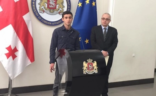 კონგოში დაპირისპირებულ მხარეებს შორის მომხდარ შეტაკებას მსხვერპლი მოჰყვა და შესაძლოა, მათ შორის ქართველი მფრინავიც ყოფილიყო - ზვიად გონაძე