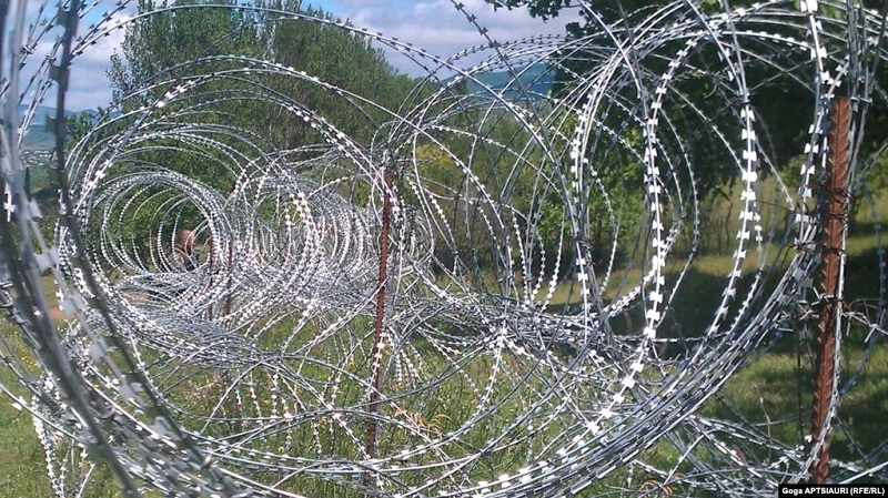 სოფელ გუგუტიანთკარის სიახლოვეს საოკუპაციო ძალებმა ბარიერების აღმართვის უკანონო პროცესი განაახლეს - საგარეო საქმეთა სამინისტრო