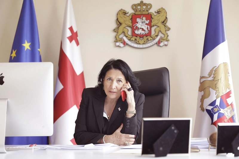 სალომე ზურაბიშვილი იენს სტოლტენბერგს ტელეფონით ესაუბრა