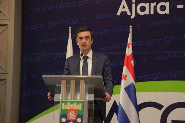 დავით ბალაძე რეგიონის მთავრობის 3 წლიან მუშაობას დადებით შეფასებას აძლევს