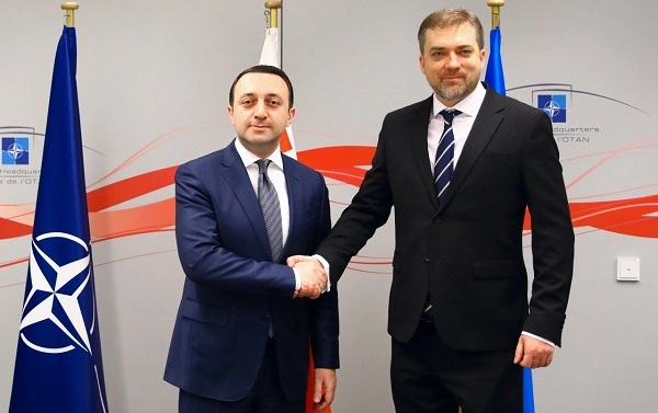 საქართველოსა და უკრაინის თავდაცვის მინისტრები ერთმანეთს ბრიუსელში შეხვდნენ