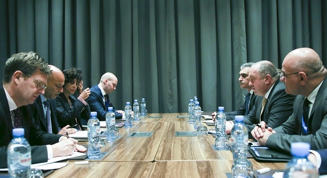 გიორგი მარგველაშვილმა ჯეიმს აპატურაისთან ნატო-ს მომავალი სამიტისათვის მზადების საკითხი განიხილა