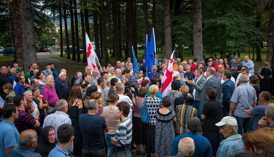 ოთარ დანელია ამომრჩევლებთან შეხვედრებს განაგრძობს