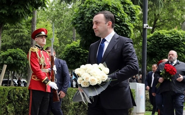 მინდა, დიდი პატივისცემა დავუდასტურო ჩვენს გმირ ვეტერანებს, რომლებმაც მონაწილეობა მიიღეს მეორე მსოფლიო ომში - ირაკლი ღარიბაშვილი