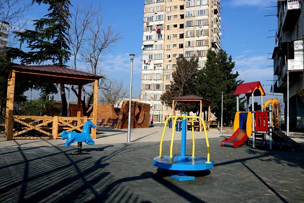  ფანასკერტელის ქუჩაზე სკვერი მოეწყო
