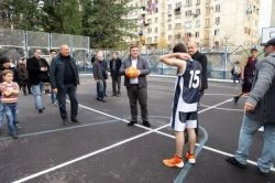ქუთაისში 12 მარტივი ტიპის მოედნის რეაბილიტაცია 260 000 ლარი დაჯდა