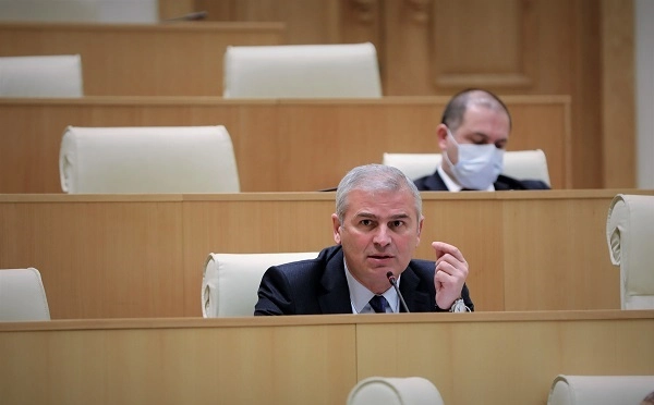 ოპოზიციური პარტიები ხედავენ, რომ 5-პროცენტიანი ბარიერის გადალახვა გაუჭირდებათ და დაიწყეს სიტყვიერი დისტანცირება „ნაციონალური მოძრაობისგან” - ირაკლი ქადაგიშვილი