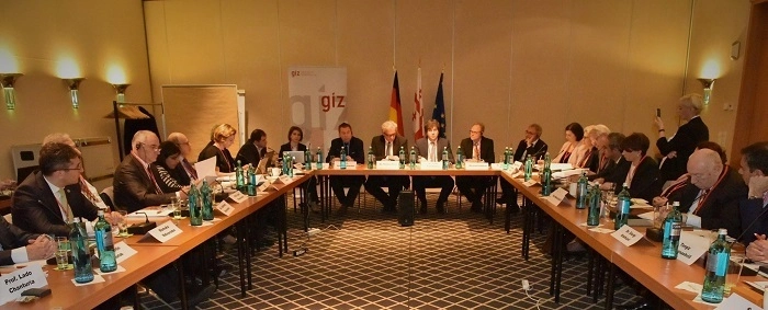  ბერლინში საკონსტიტუციო რეფორმის განხილვა გრძელდება