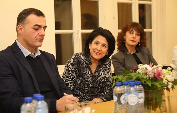 საქართველოს პრეზიდენტი ბელგიაში ქართველ სტუდენტებს შეხვდა