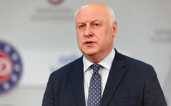 „EPP-ს რეზოლუცია ამტკიცებს იმას, რომ საქართველოს ხელისუფლება აბსოლუტურად იმის საწინააღმდეგოდ მოქმედების, რაც ქვეყანას დღეს ევროინტეგრაციის პროცესში სჭირდება“ - გიგი წერეთელი