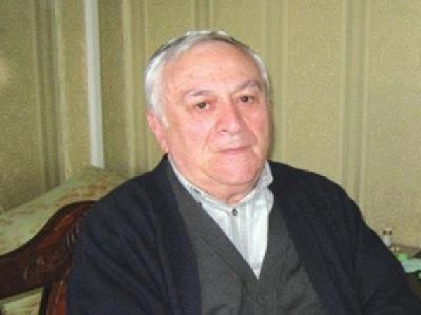 მწერალი თამაზ ჭილაძე ვაკის სასაფლაოზე დაკრძალეს