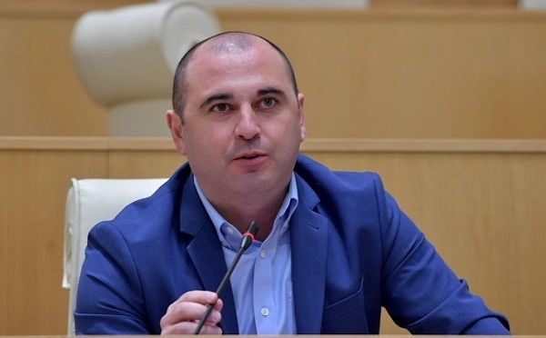 ბიძინა ივანიშვილსა და სამშობლოს შორის რა გადაწყვეტილებას მიიღებთ? ბიძინა თუ საქართველო? - ხაბეიშვილი