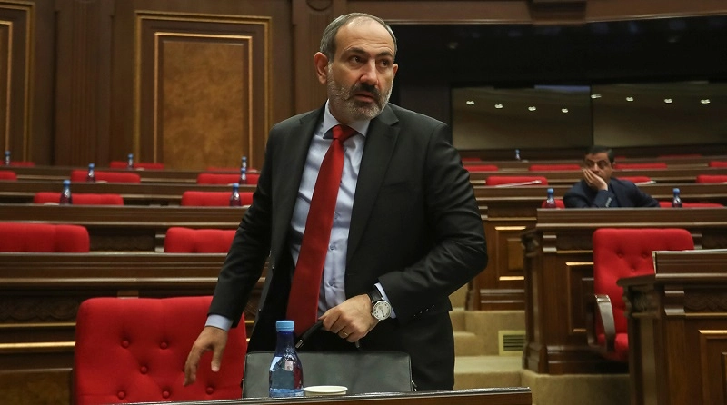 ნიკოლ ფაშინიანი გადადგა
