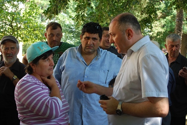  გიორგი ლილუაშვილი მოსახლეობას შეხვდა