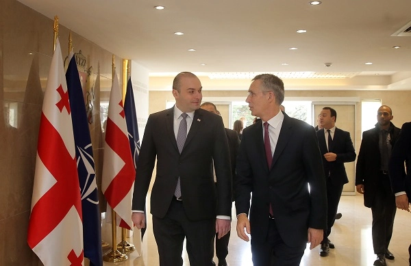  მამუკა ბახტაძემ და იენს სტოლტენბერგმა ევროატლანტიკური ინტეგრაციის გზაზე საქართველოს მიერ მიღწეული პროგრესი განიხილეს