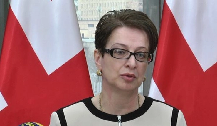 ნინო გვენეტაძეს თამაზ ურთმელიძესთან, განჩინების შინაარსთან დაკავშირებით, შეკითხვა არ აქვს