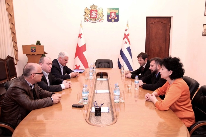 დღეიდან ბათუმის ბულვარის განვითარების კონცეფციის ავტორი ხდება საზოგადოება, რომელიც უმრავლესობით იქნება წარმოდგენილი კონცეფციის სამუშაო ჯგუფში