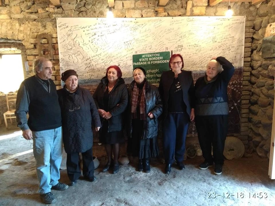 ტექნიკური უნივერსიტეტის ქალთა ასოციაციამ ერგნეთში მცხოვრებ  50 ოჯახს საახალწლო საჩუქრები გადასცა