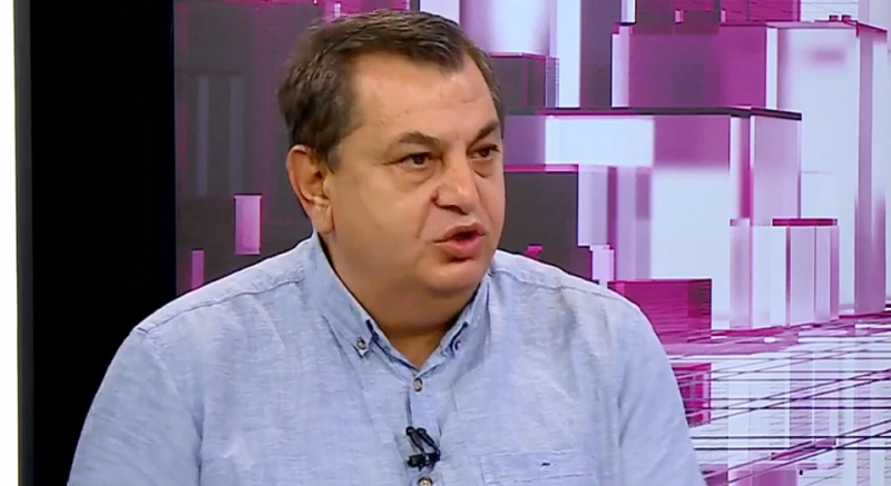   ქუჩაში მარტო დარჩენილი, გამეჩხერებული "ნაციონალური მოძრაობა" დაღმასვლას ვერ გადაურჩება - დავით ბერძენიშვილი 