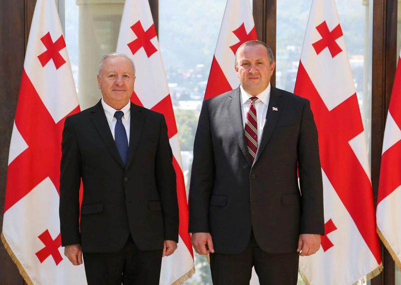 გიორგი მარგველაშვილს ისრაელის ახლადდანიშნულმა ელჩმა რწმუნებათა სიგელები გადასცა
