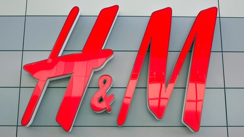H&M რუსეთში გაყიდვებს აჩერებს