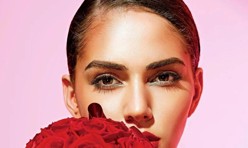 ქართველი მოდელი Victoria's Secret-ის კასტინგის ფინალურ ეტაპზე გადავიდა (ფოტოკოლაჟი)