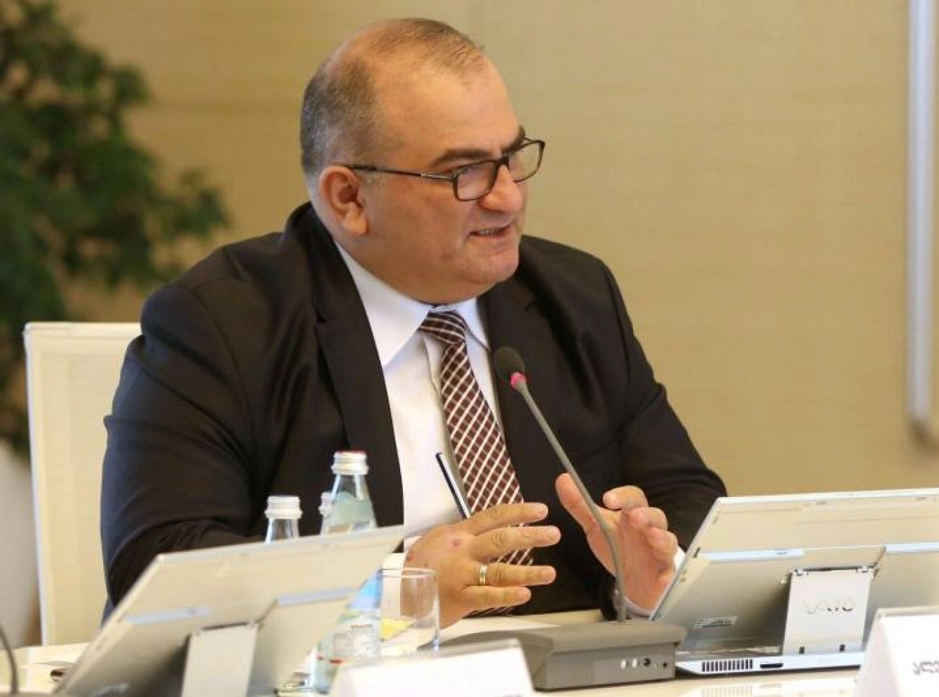 თითო ვაშლს მიიღებს თითო მოსწავლე - ალექსანდრე ჯეჯელავა